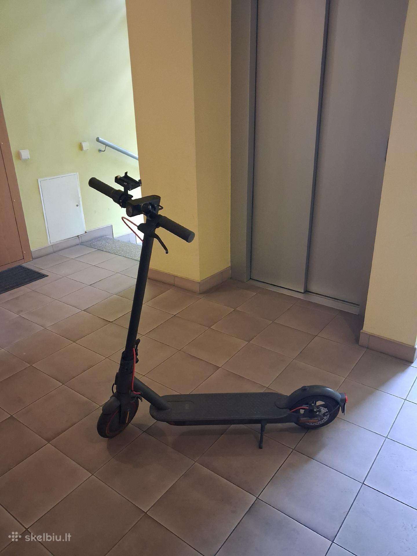 Parduodu du Xiaomi Mi Electric Scooter Pro 2