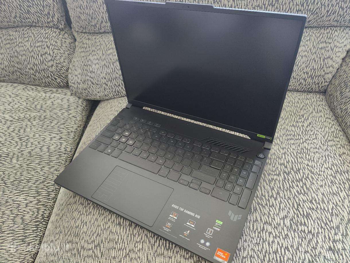 Asus Tuf Gaming A16 7940hx 96gb RAM rtx 4070 8gb