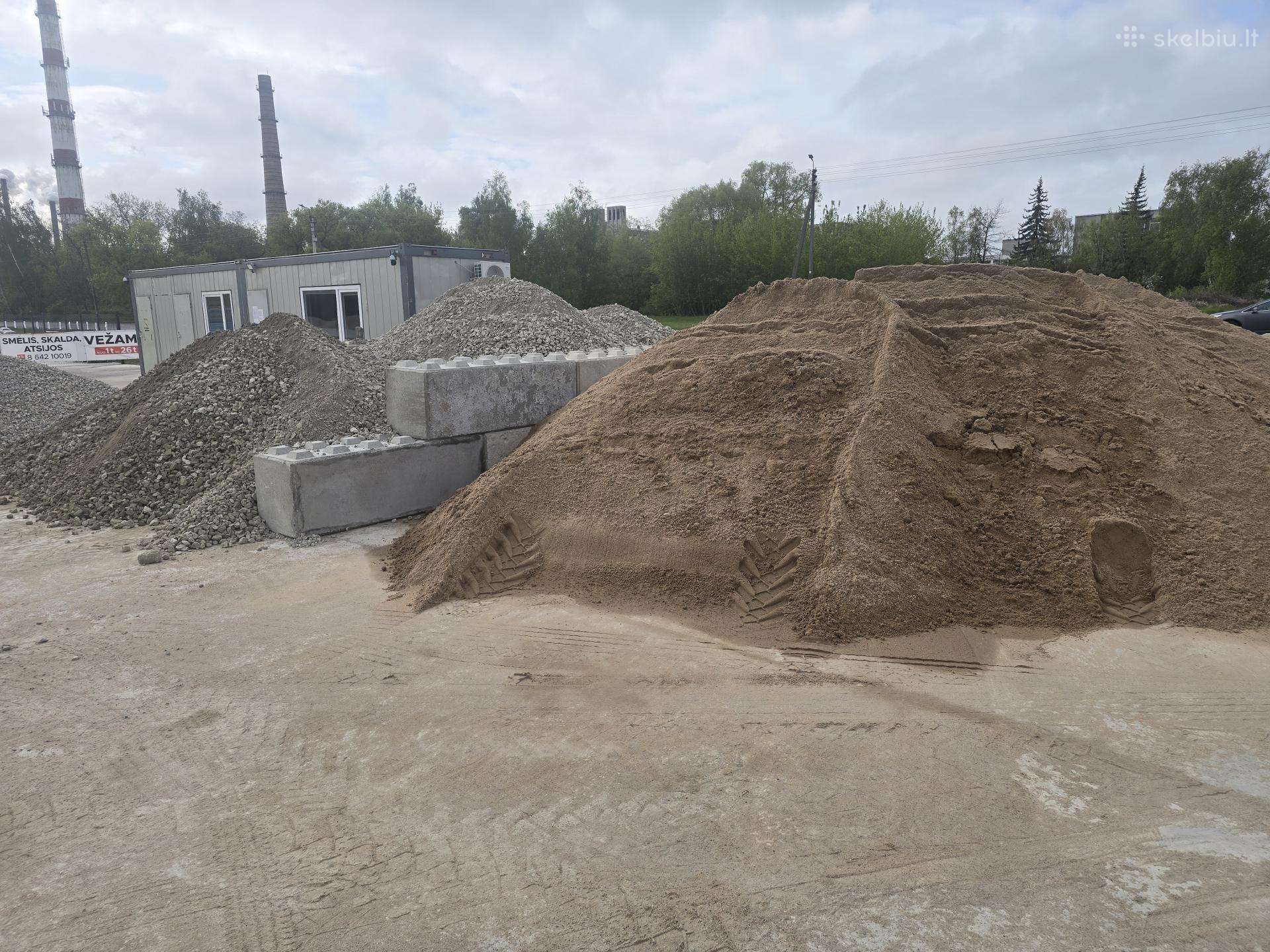Birių medžiagų aikštelė. Skalda, atsijos, žvyras!