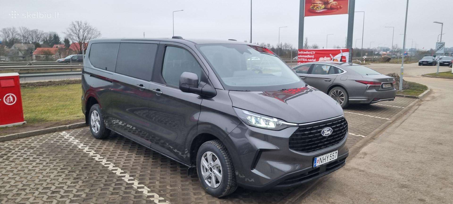 Ford Tourneo Custom, passenger minibus