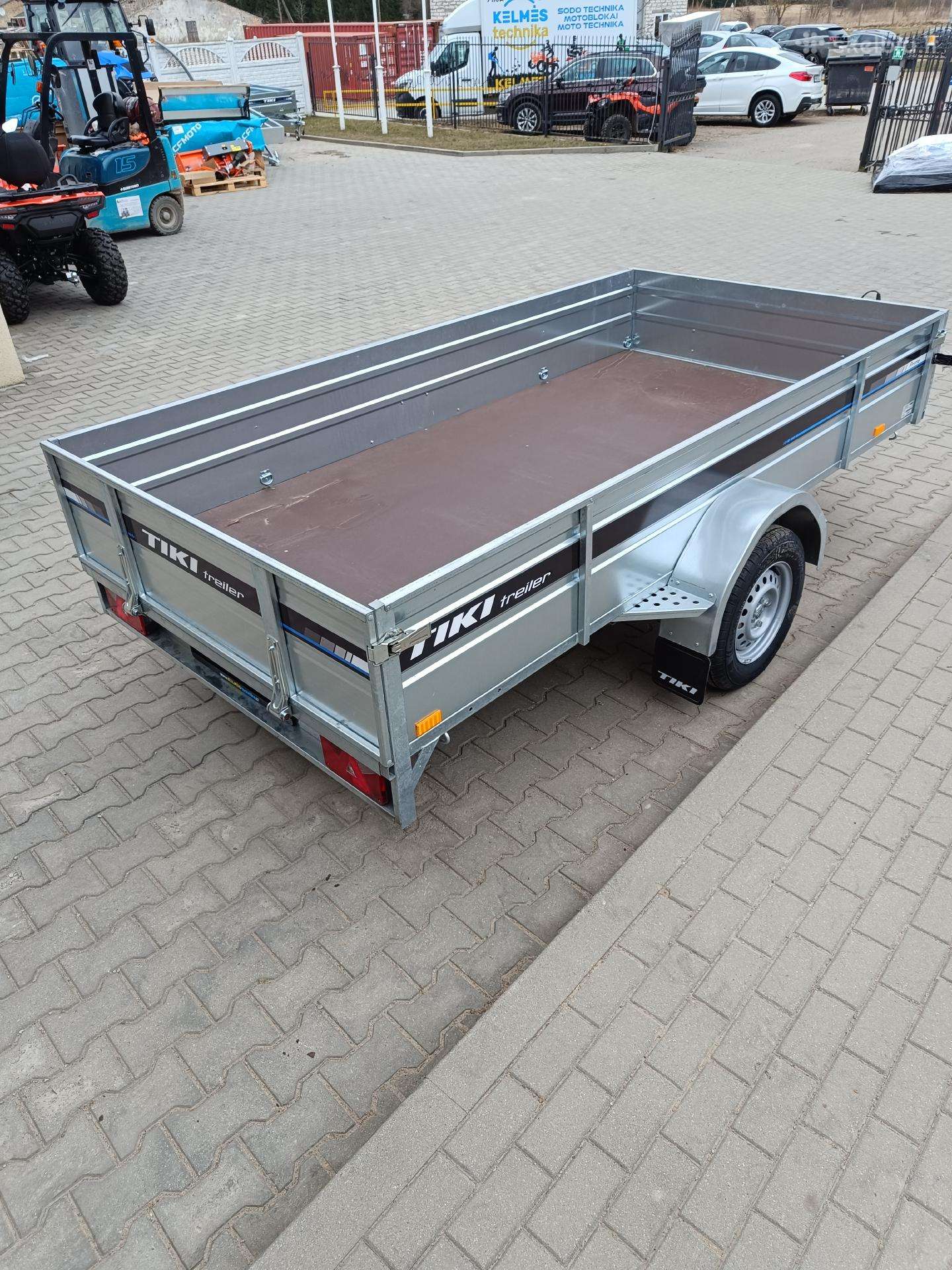 Tiki Treiler, passenger car trailers