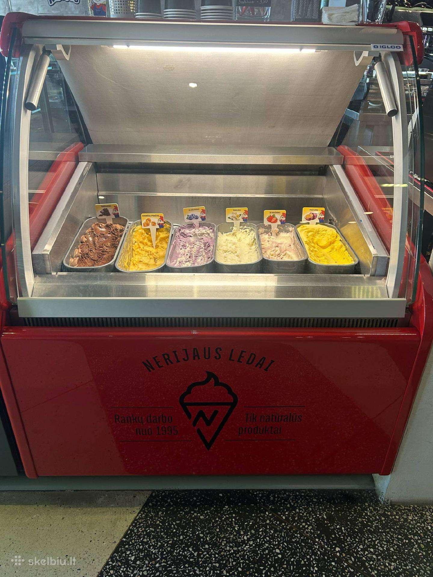 Ledu vitrina Igloo