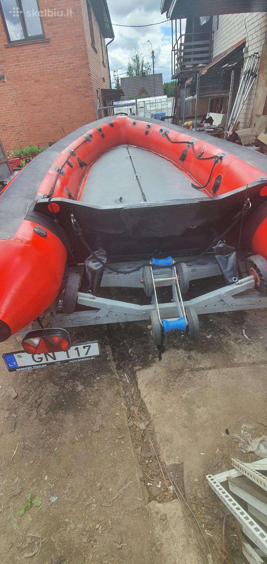 Anglija, inflatable boats