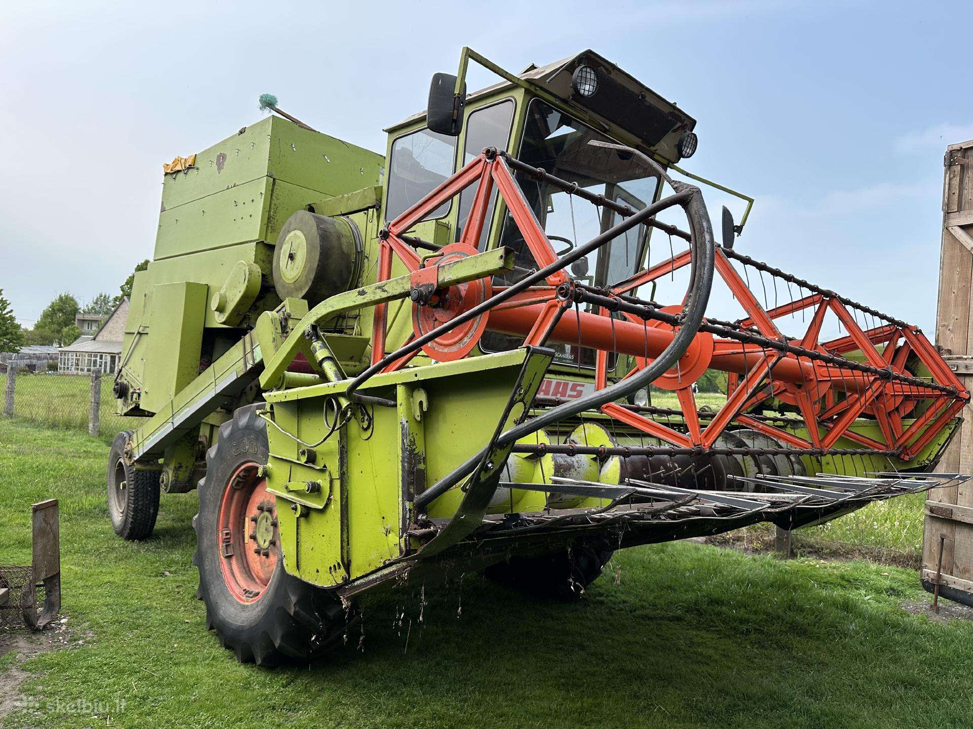 Claas 80, kombainai