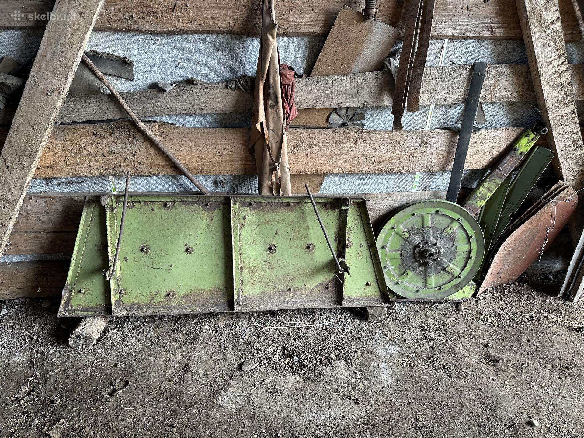Claas 80, kombainai
