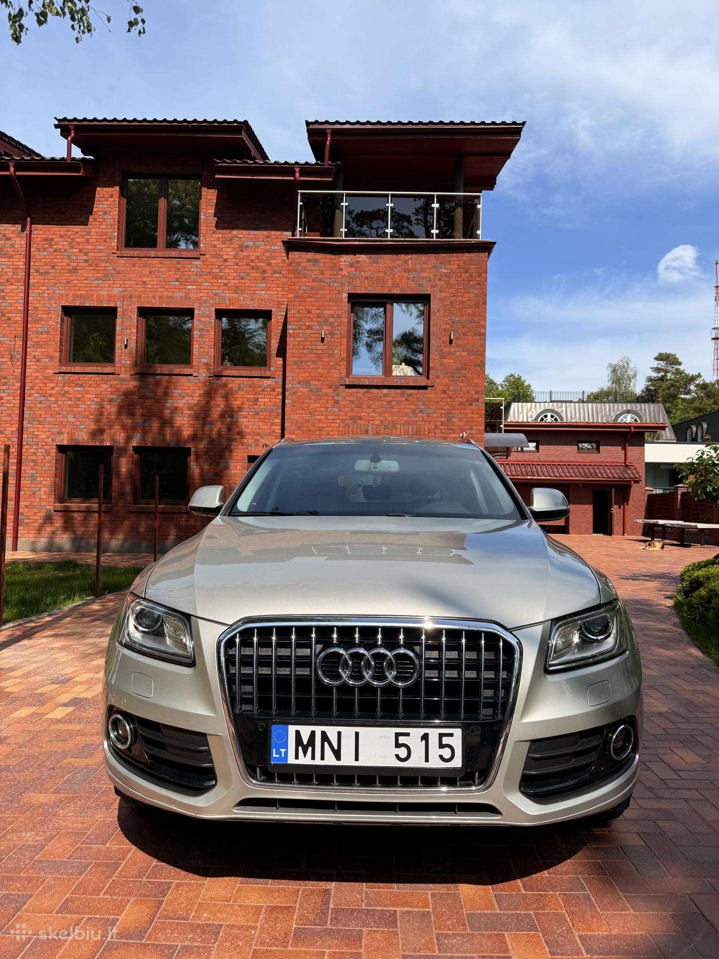 Audi Q5 2,0 l. (Beige)