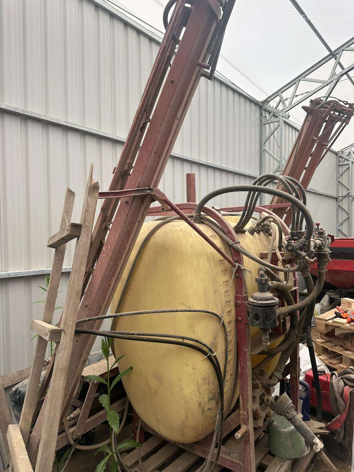 Caruelle Volusta, sprayers