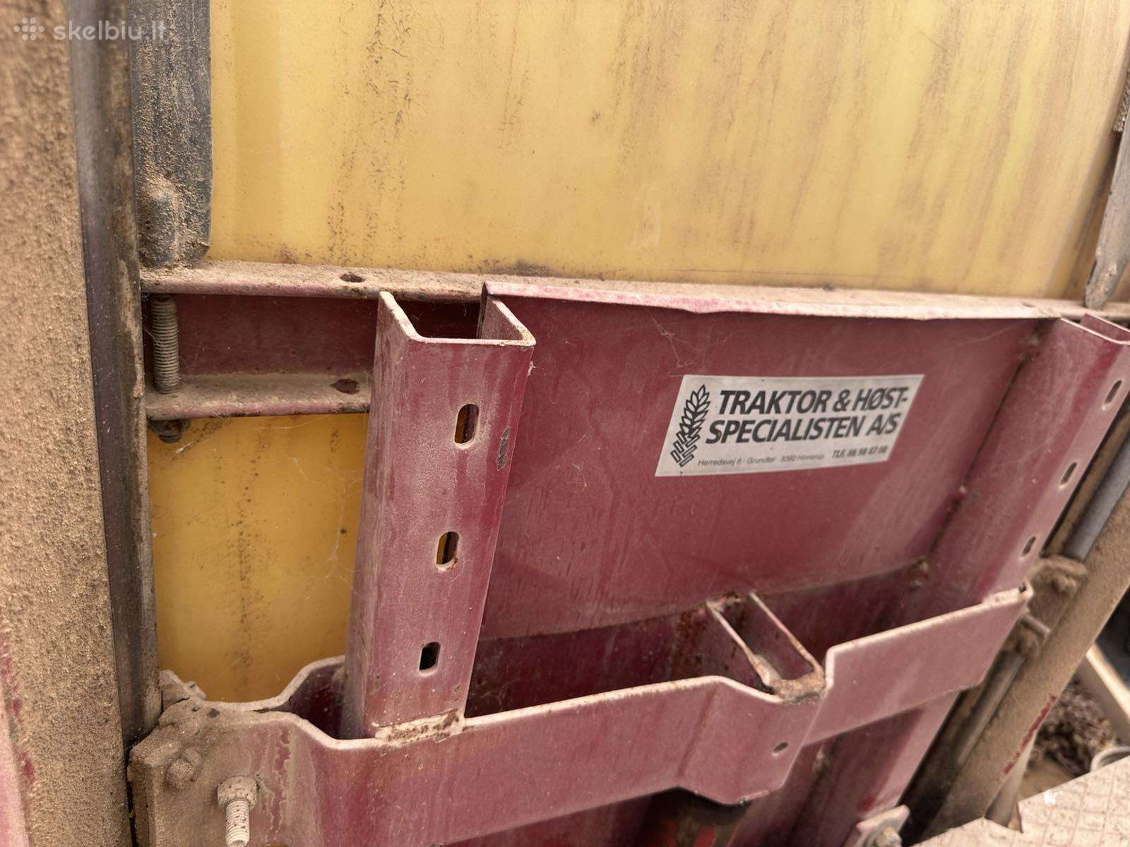 Caruelle Volusta, sprayers