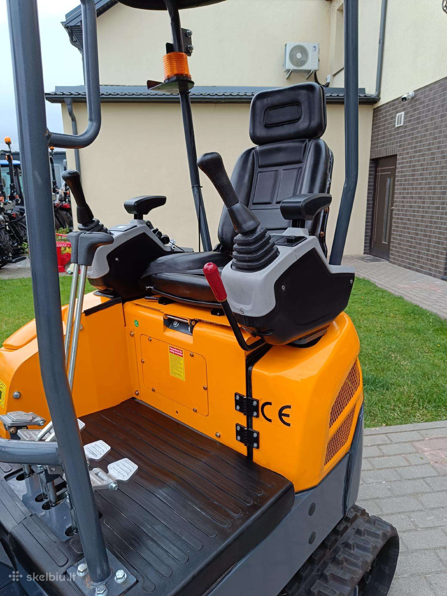 -Kita-, construction and road construction equipment