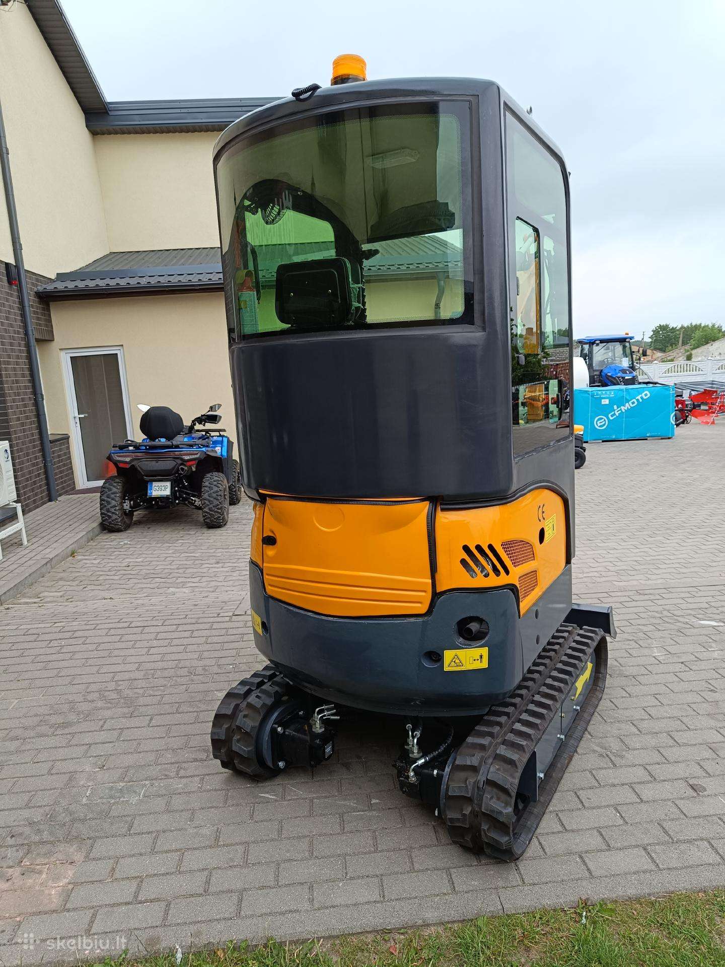-Kita- ENZO HT-18, экскаваторы