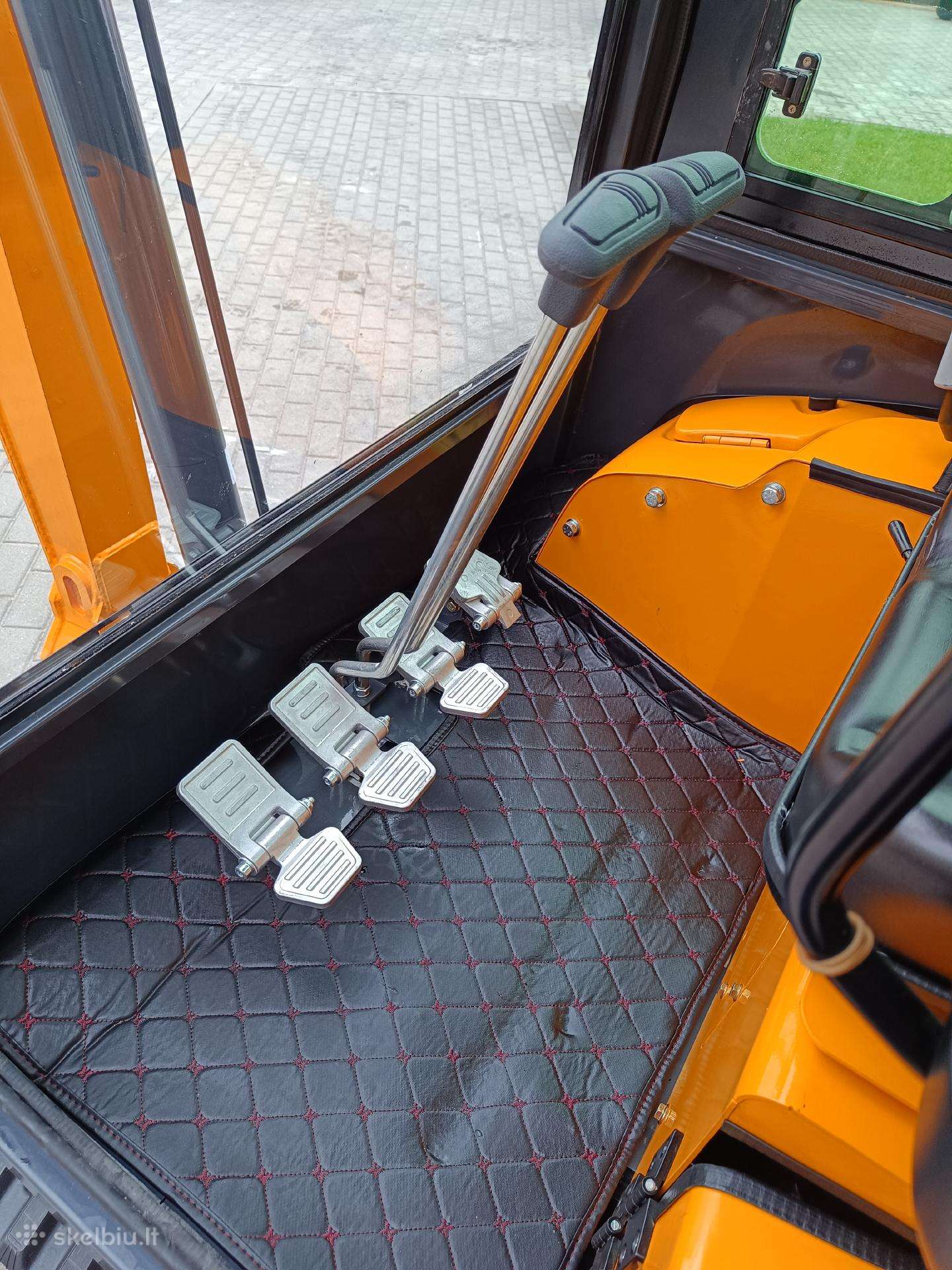 -Kita- ENZO HT-18, экскаваторы