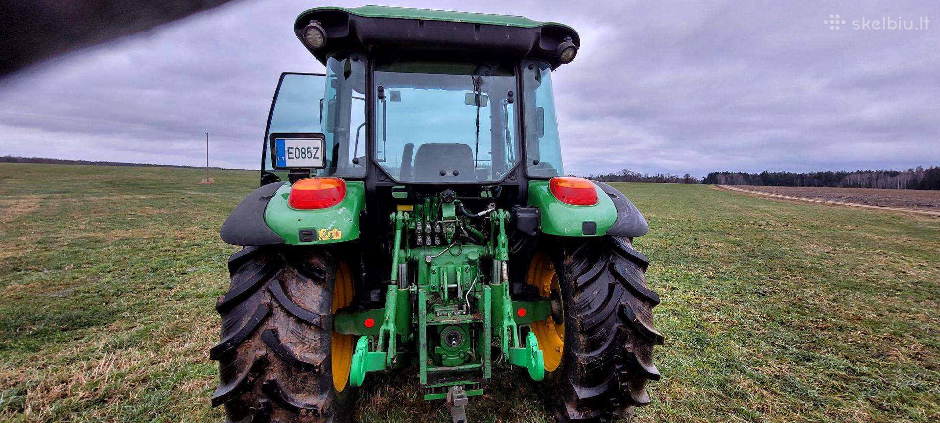 John Deere, tractors