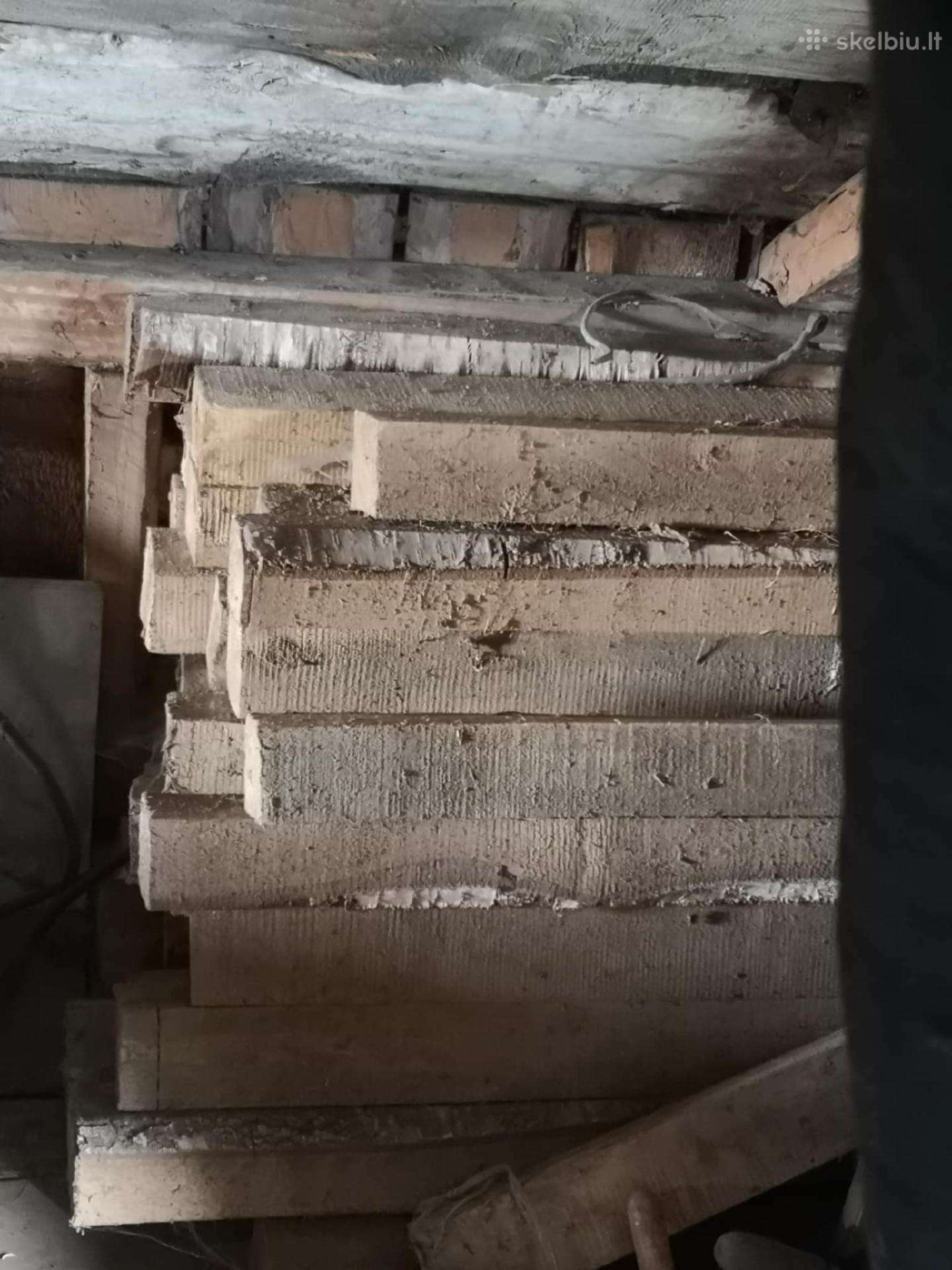 Neobliuoti mediniai tašai