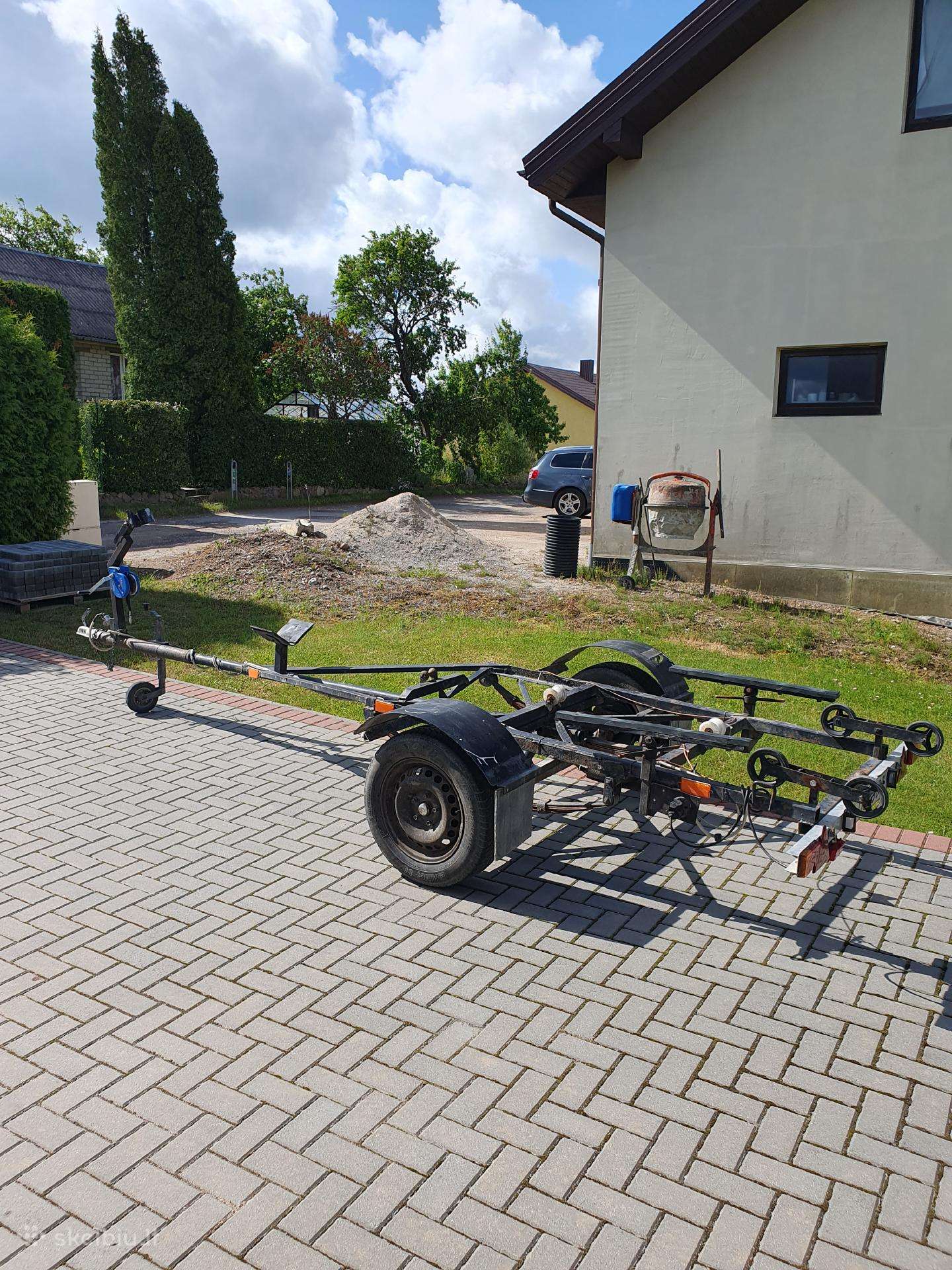 -Kita-, passenger car trailers