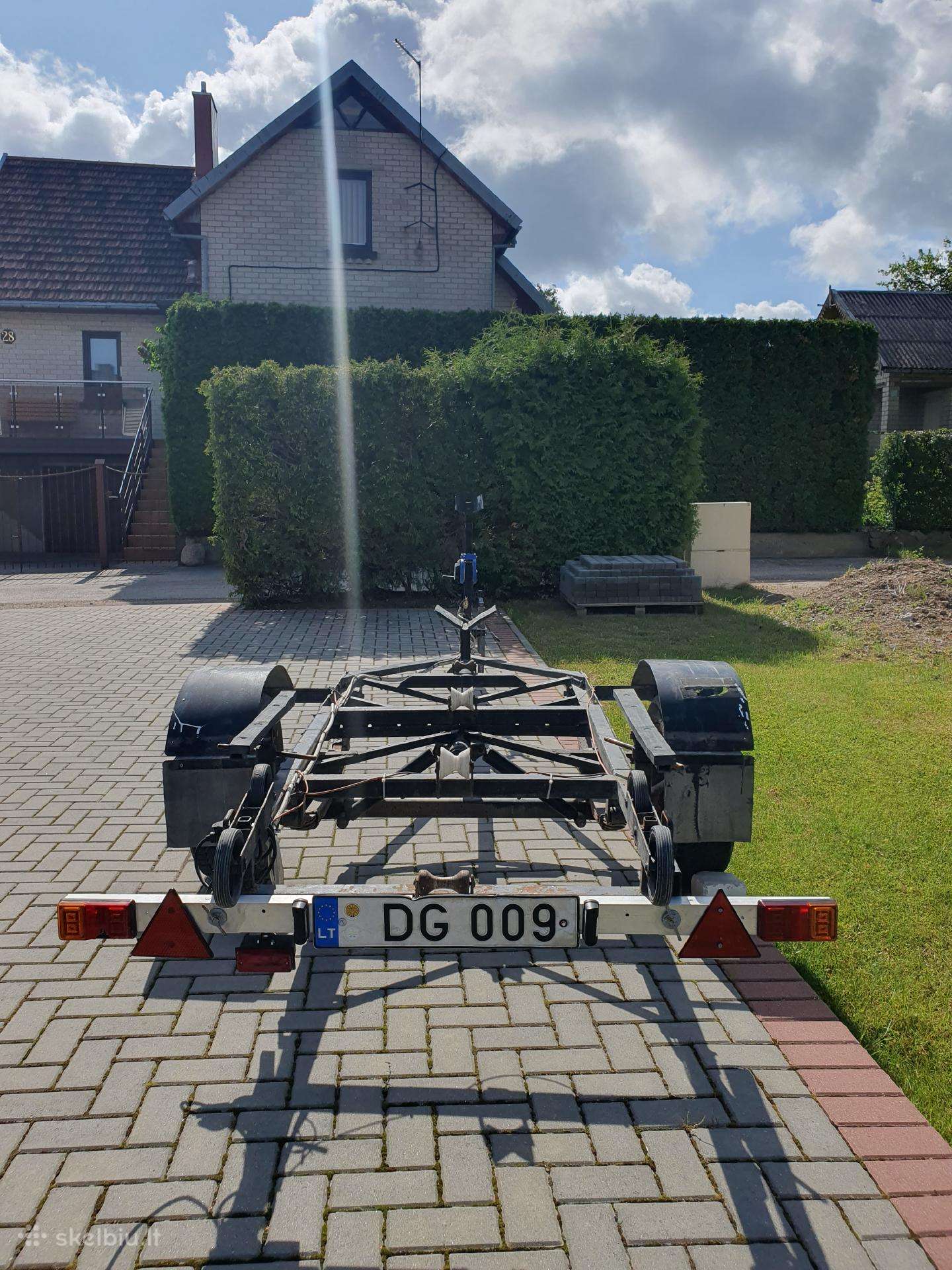 -Kita-, passenger car trailers