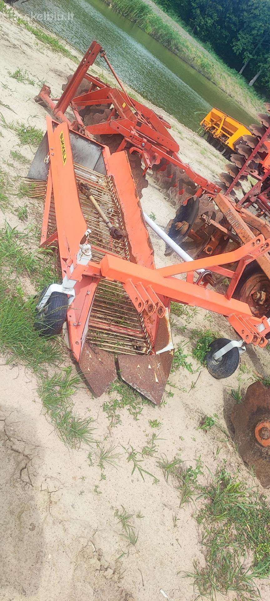 -Kita-, combine harvesters