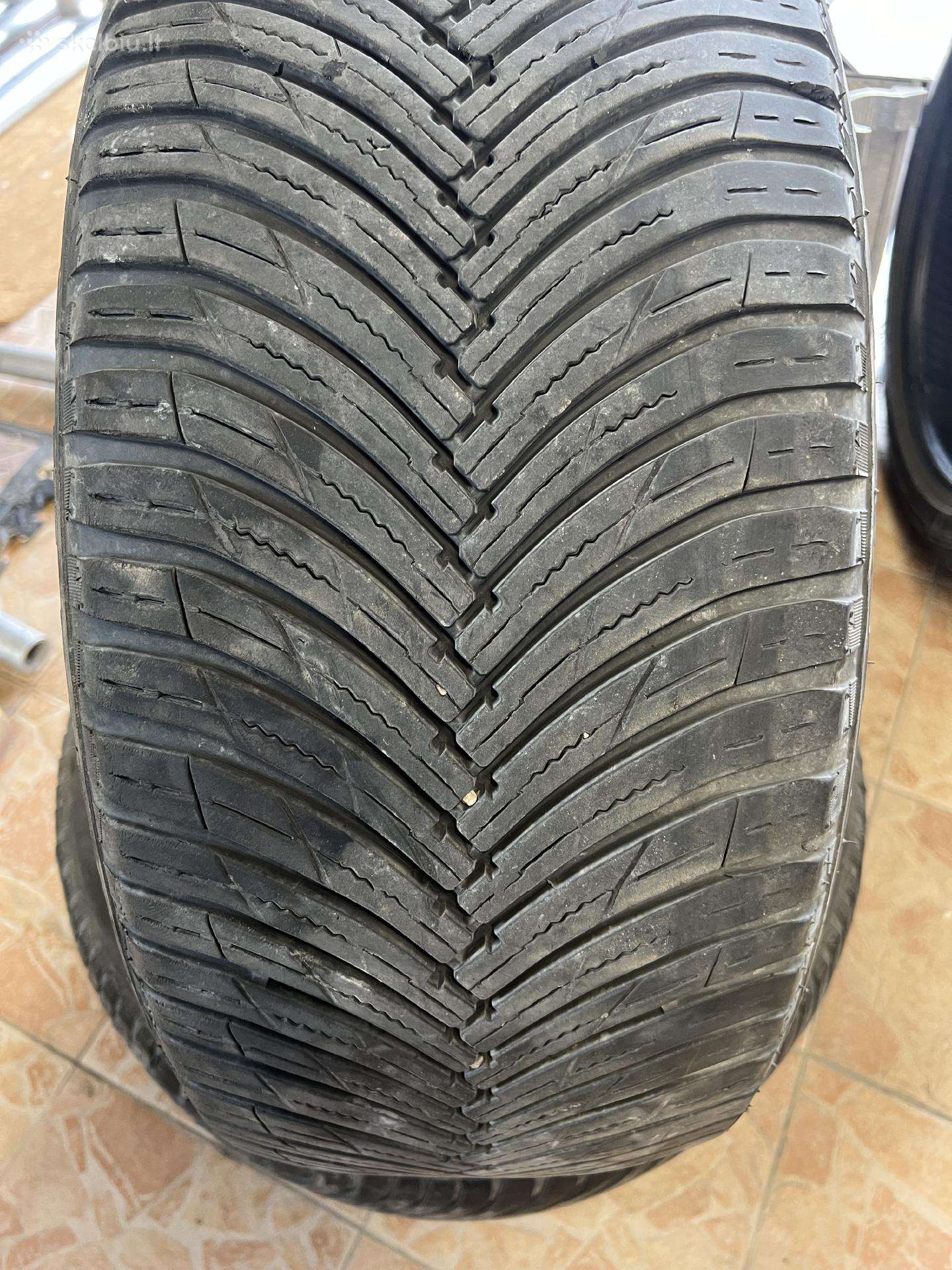 Maxxis, all-season 255/45 R19