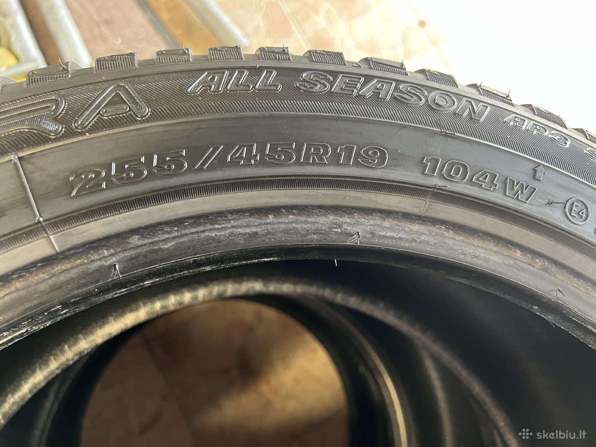Maxxis, all-season 255/45 R19