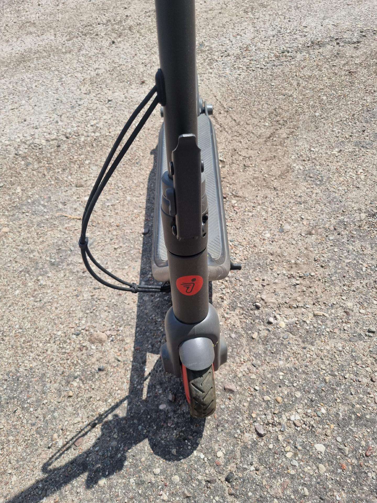 Электрический самокат Segway