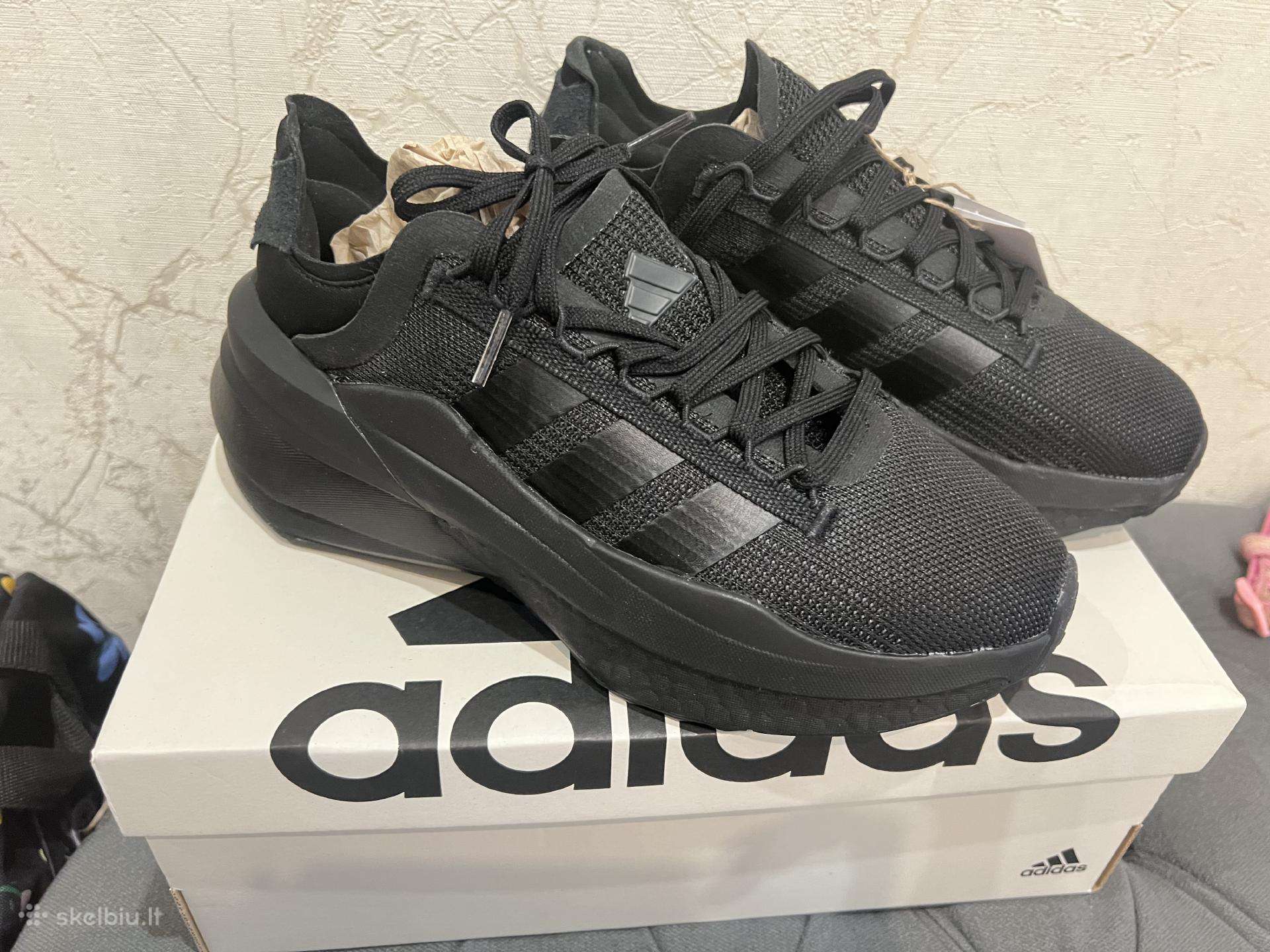 Nauji adidas kedai