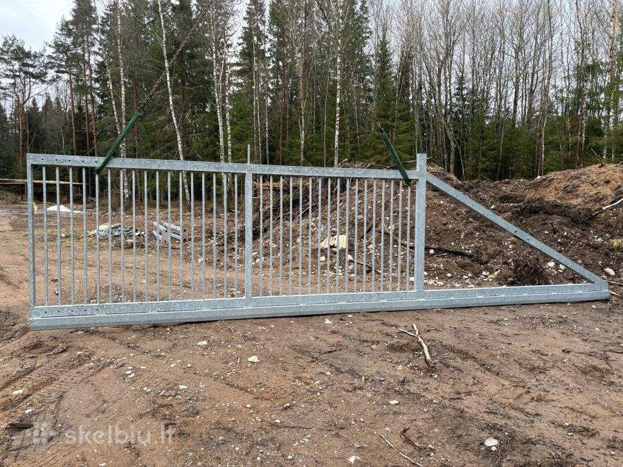 Pramoniniai Stumdomi Vartai