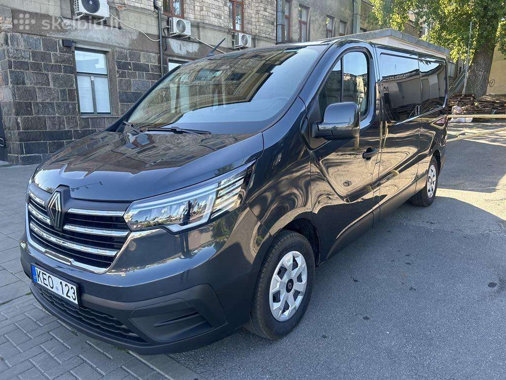 Renault Trafic, passenger minibus