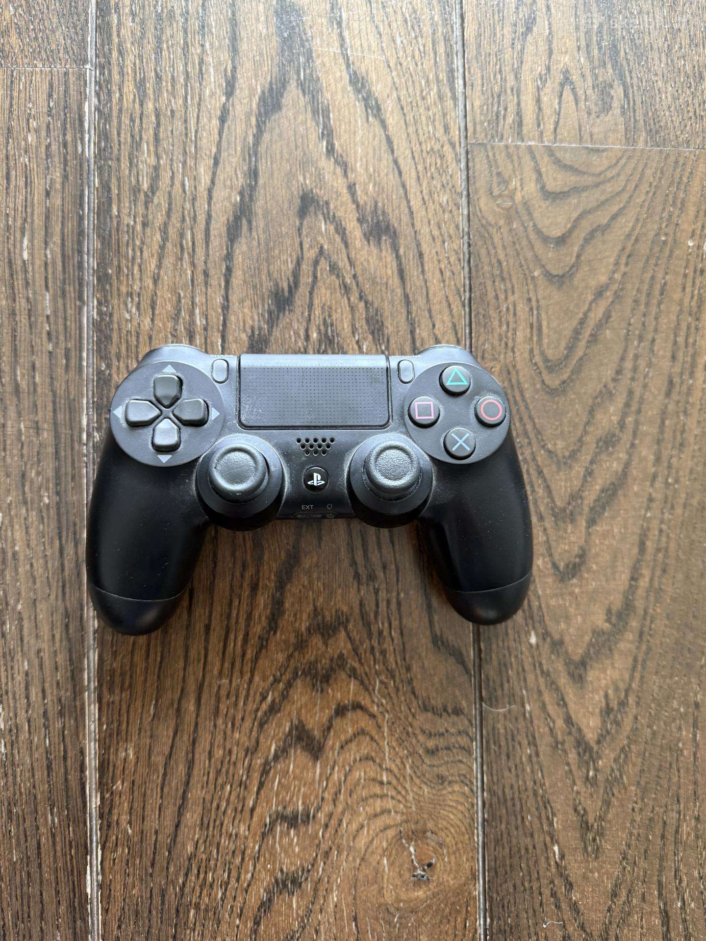 Sony Dualshock 4