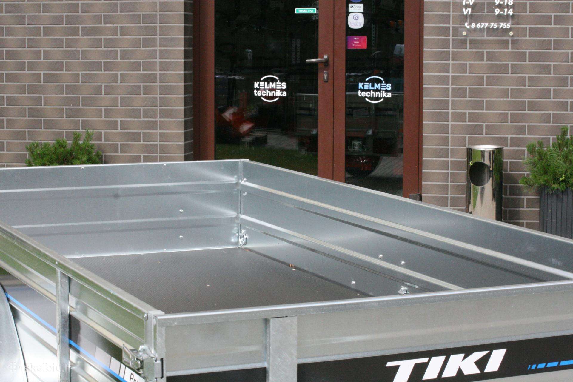 Tiki Treiler, passenger car trailers