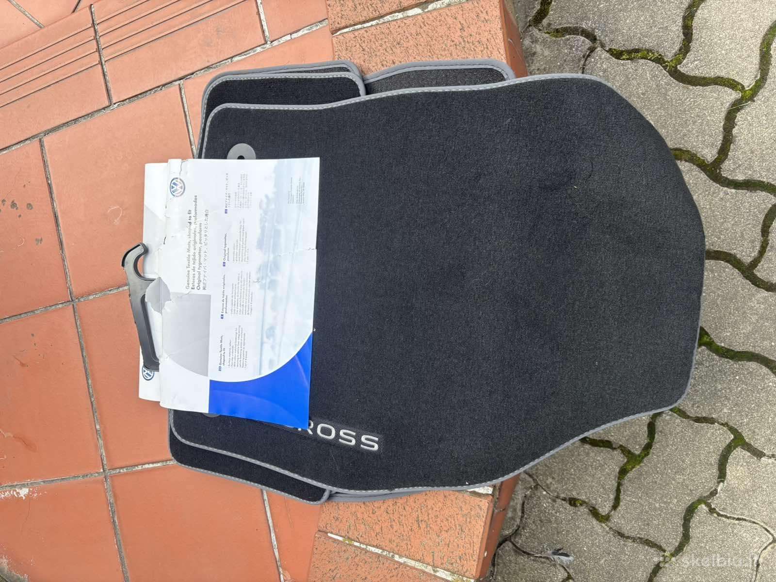 Volkswagen T-cross orginalūs nauji kilimėliai