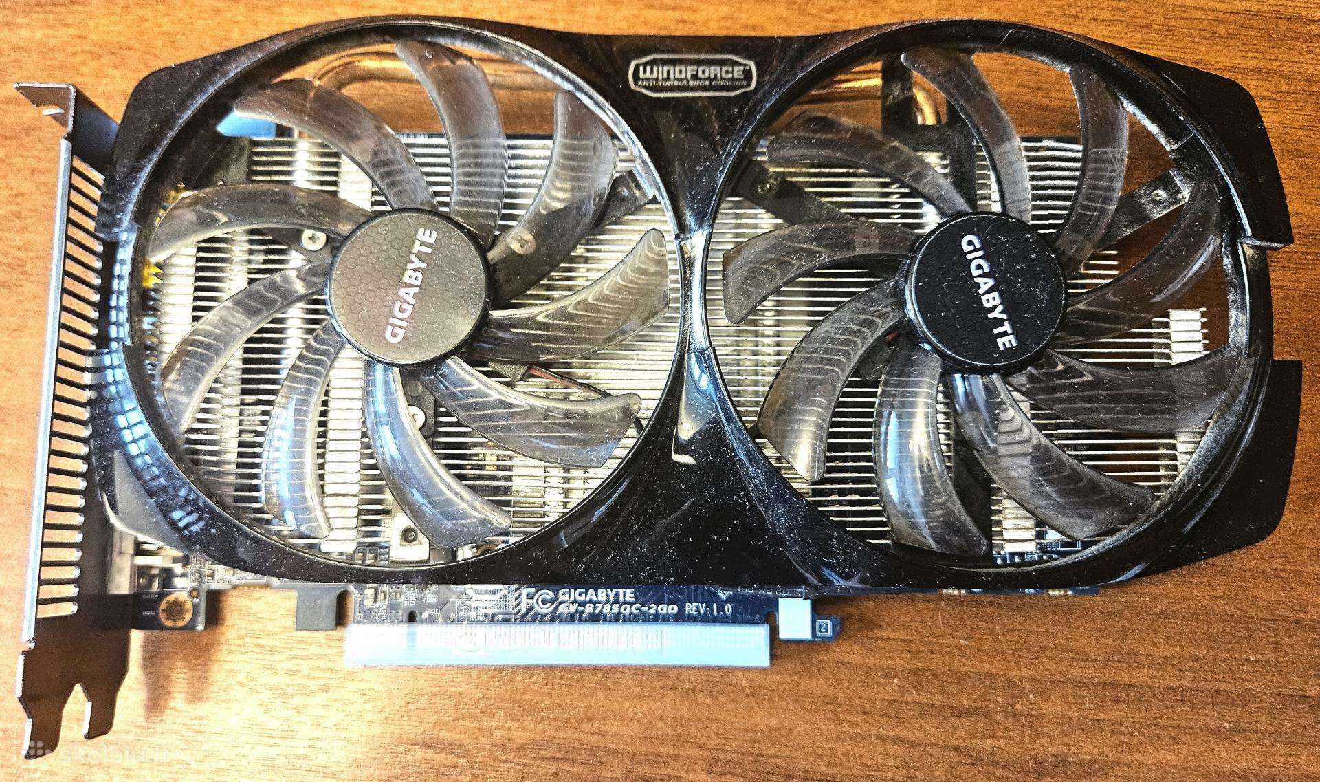 Gigabyte Radeon HD 7850 (gv-r785oc-2gd)