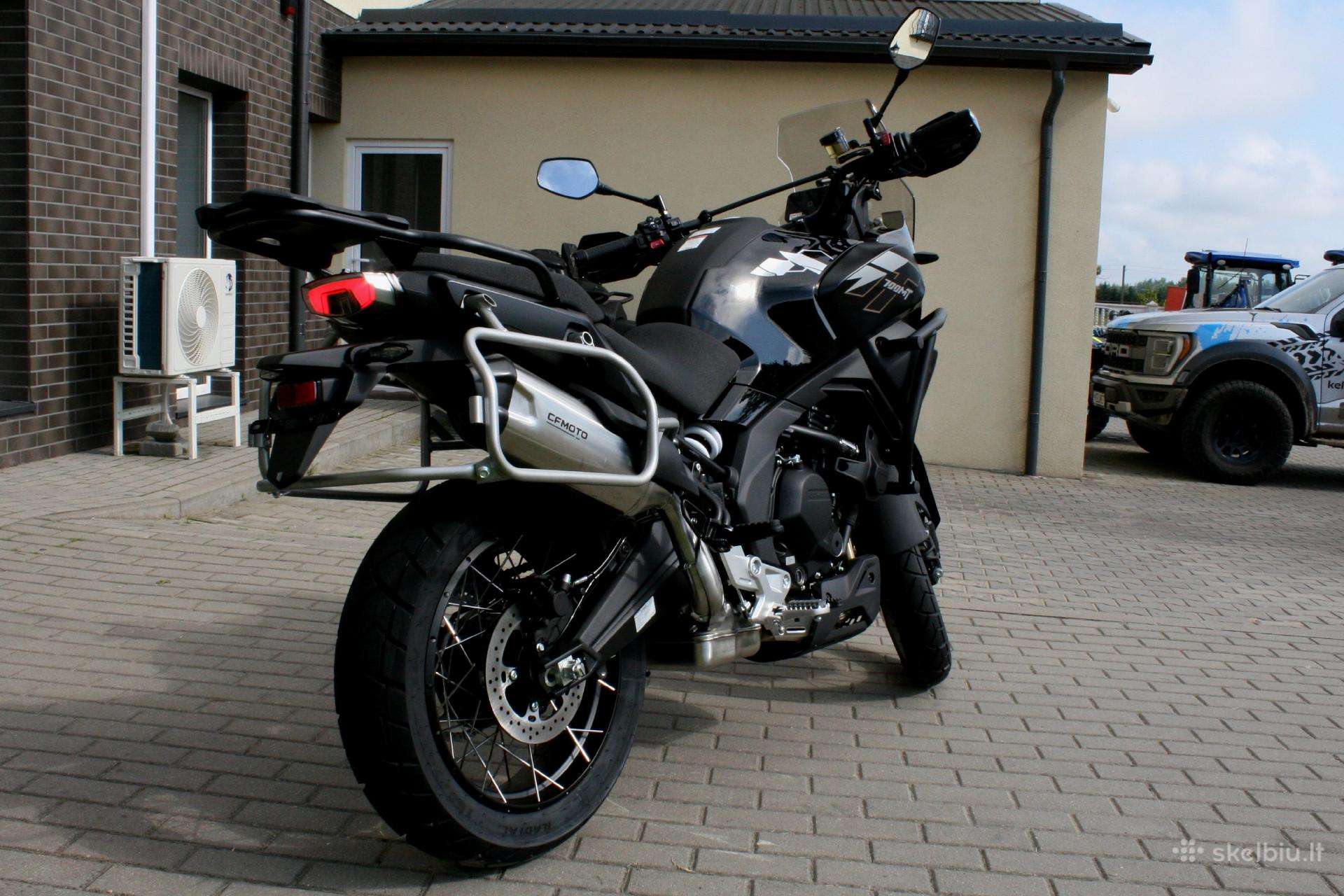 CFMOTO 700MT 693cc, touring / sport touring