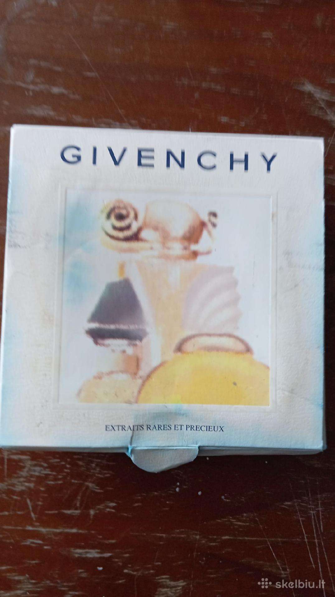 Kvepalai givenchy
