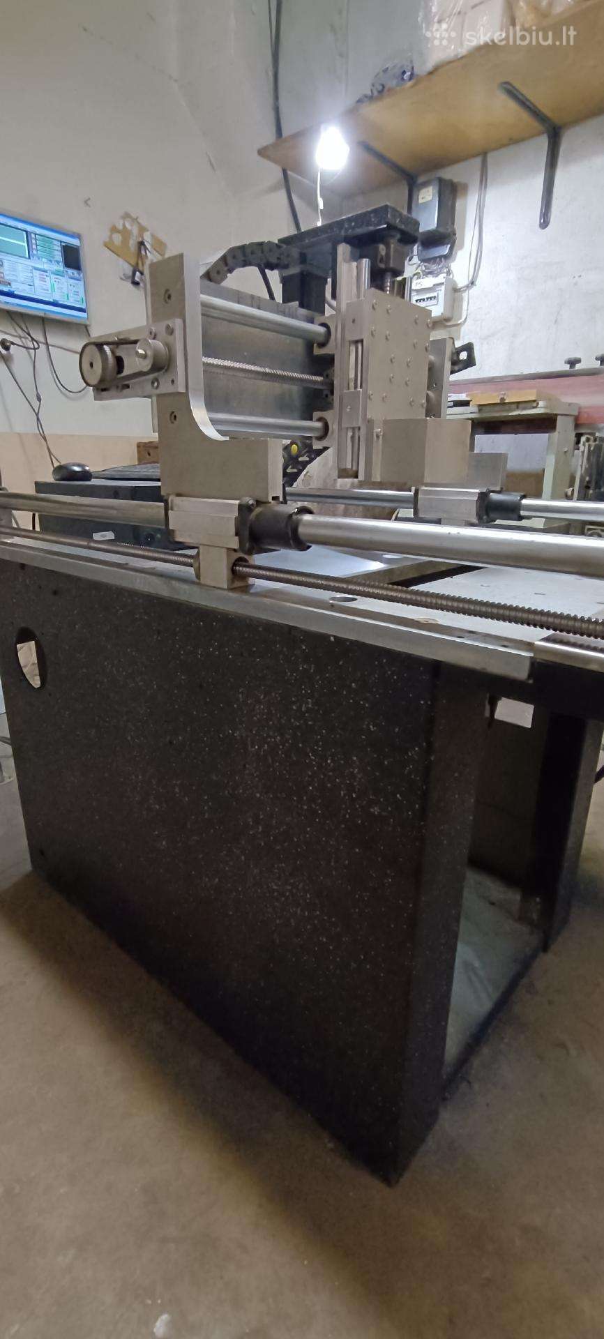 CNC stakles