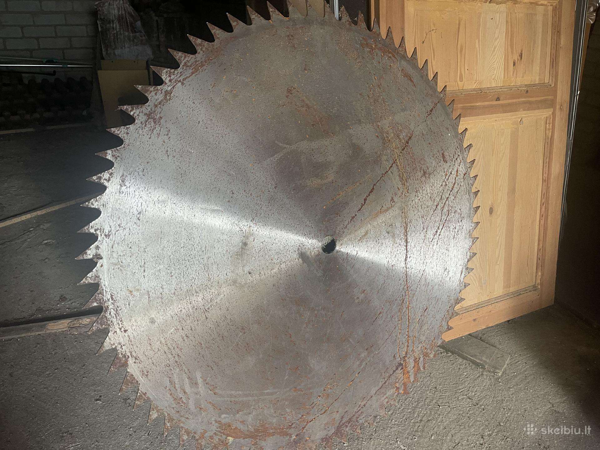 Parduodami 1250 mm skersmens diskiniai pjūklai