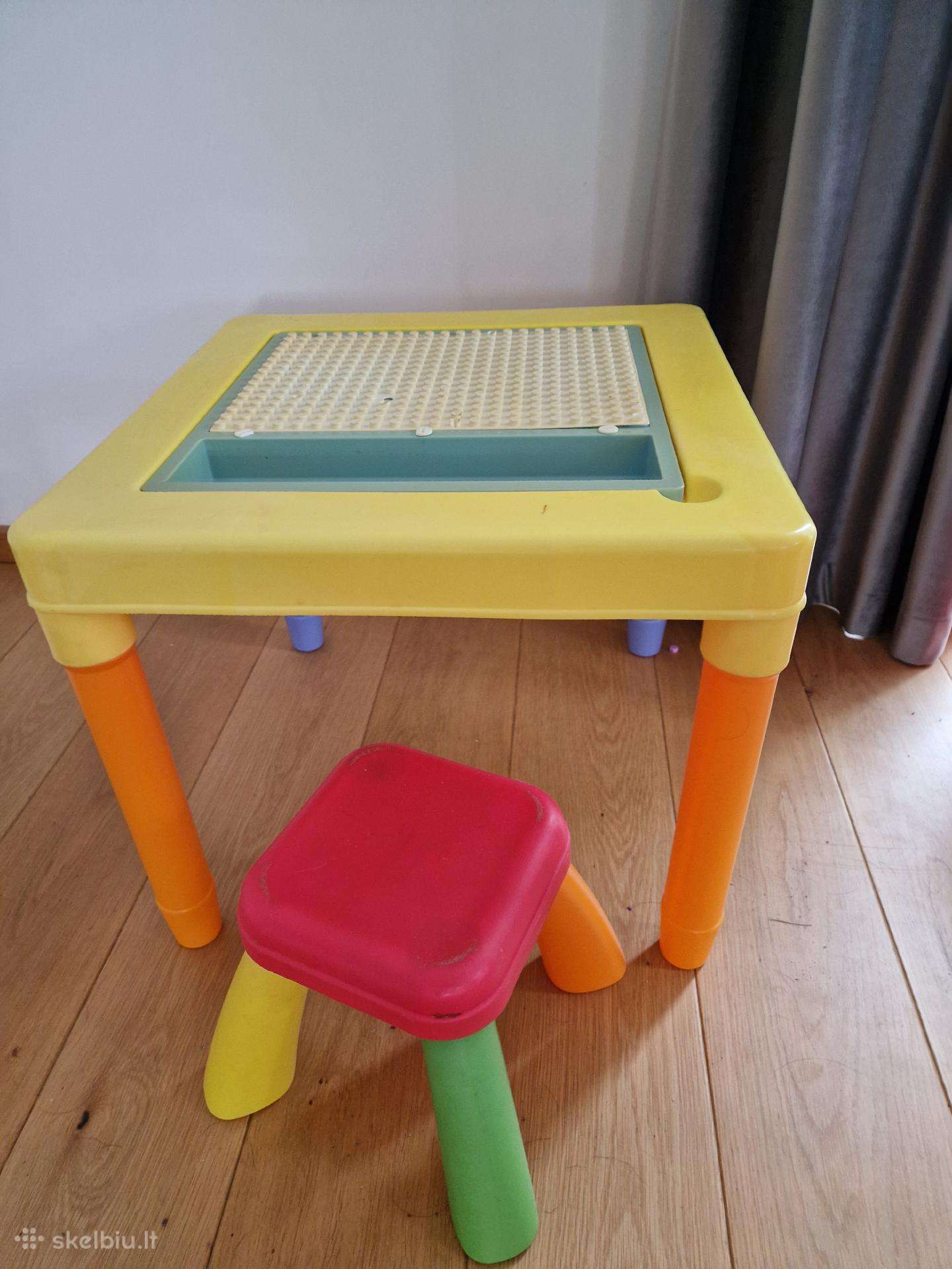 "Lego" staliukas su kedute