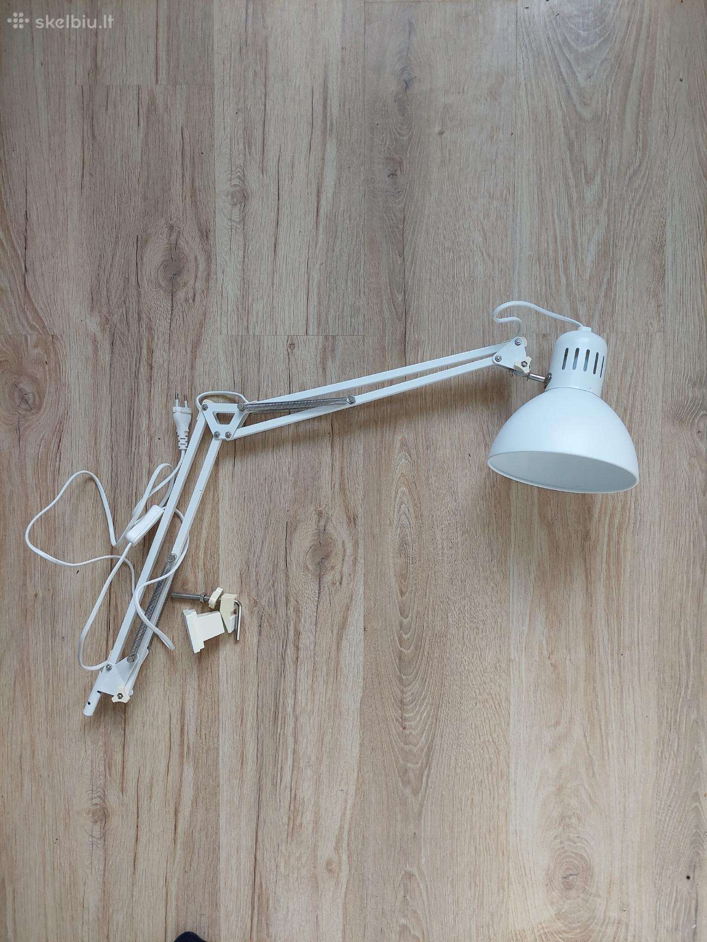 Ikea stalinė lempa