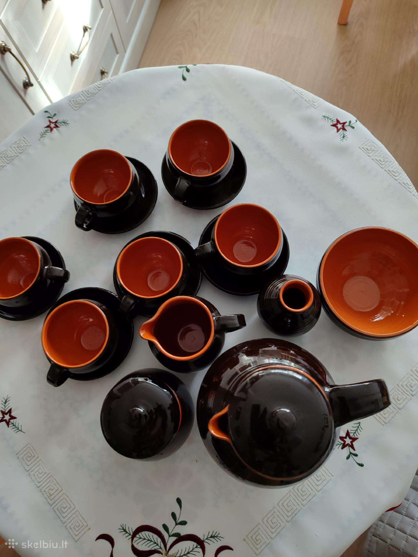 Moliniai servizai ir kiti indai