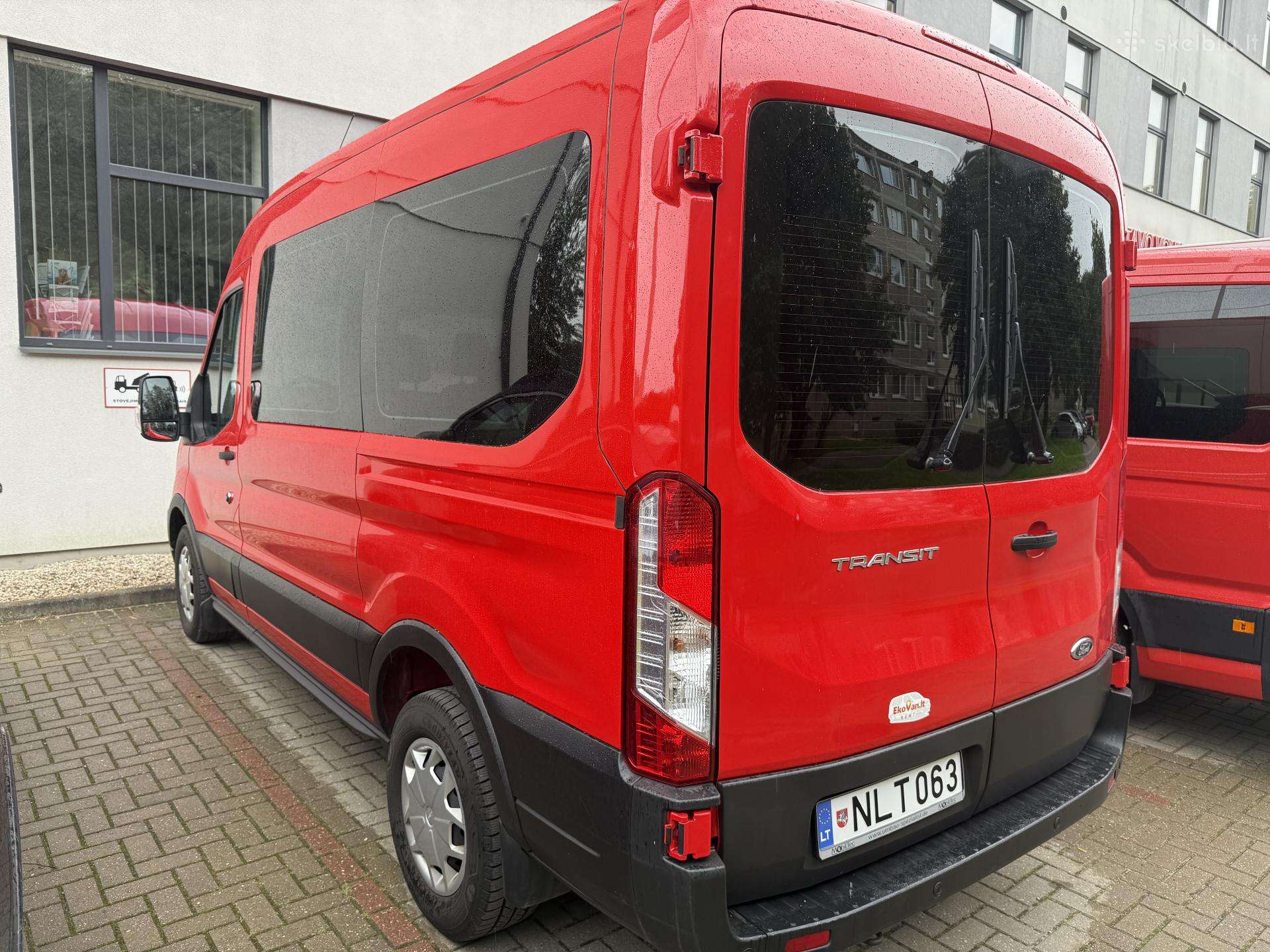 Ford Transit, passenger minibus