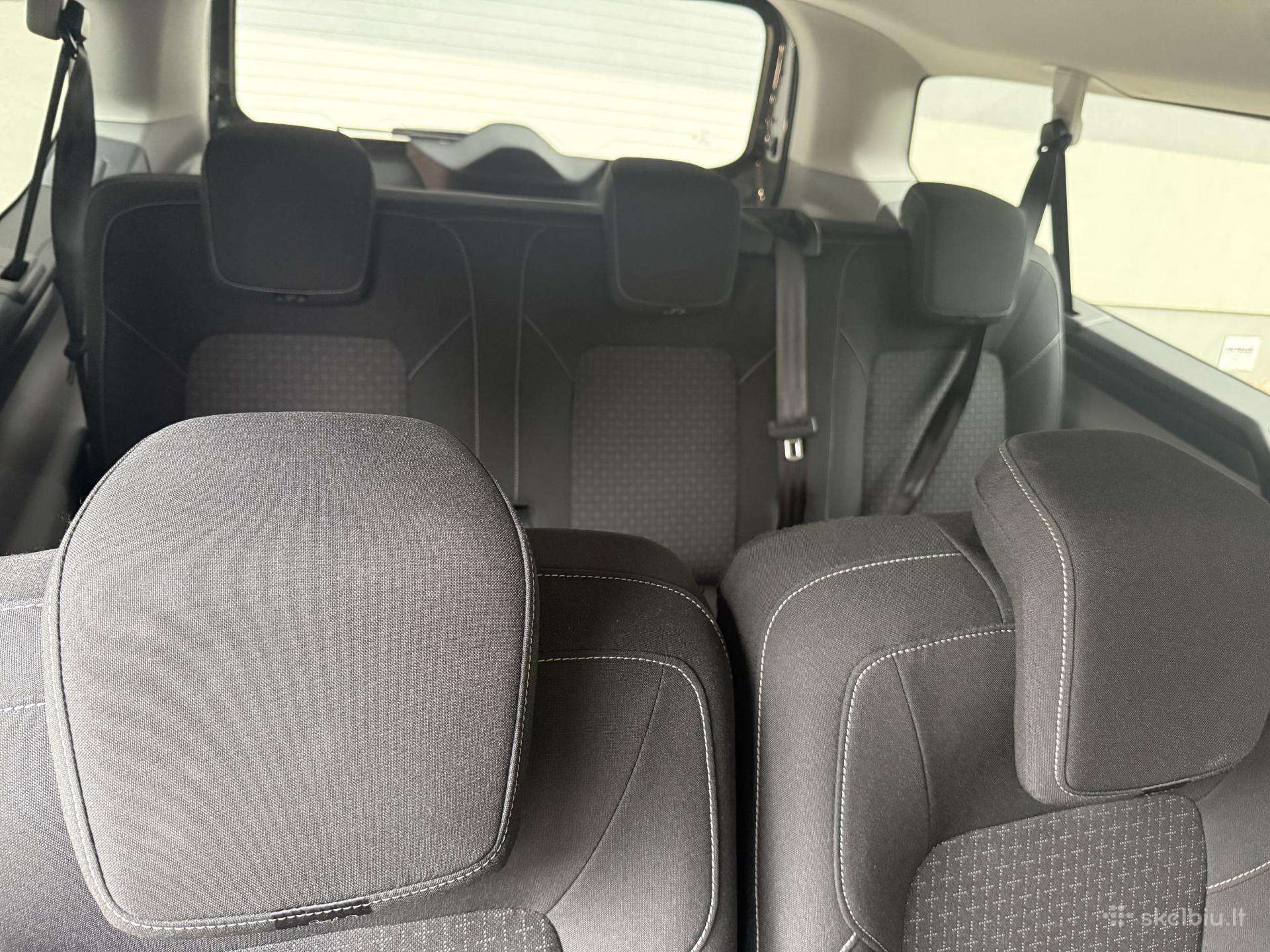 Ford Tourneo Custom, passenger minibus