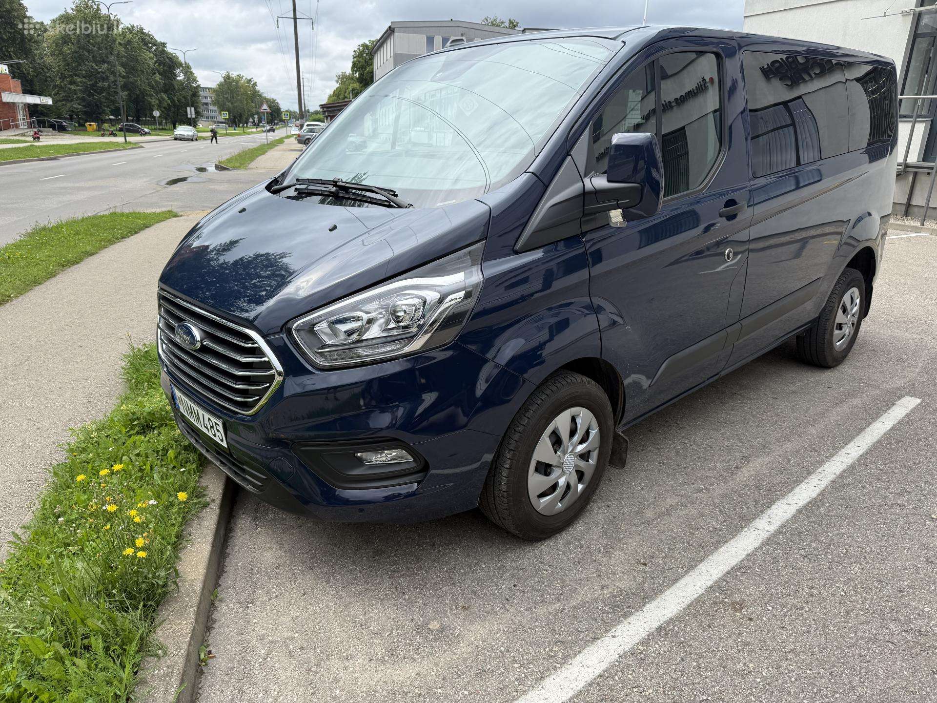 Ford Transit Custom, passenger minibus