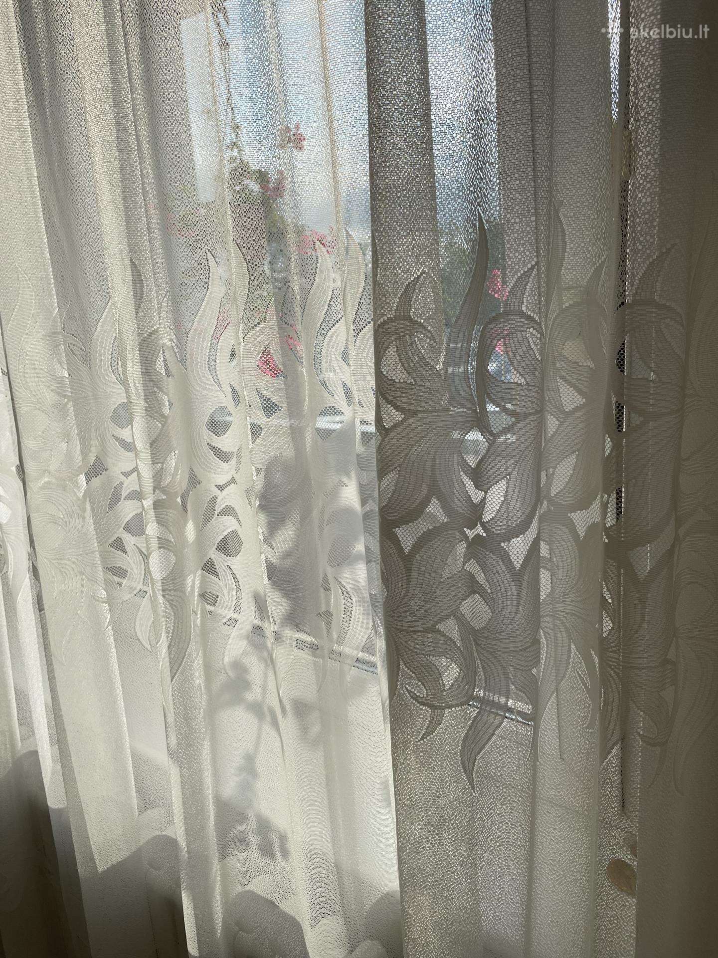 Dieninės užuolaidos