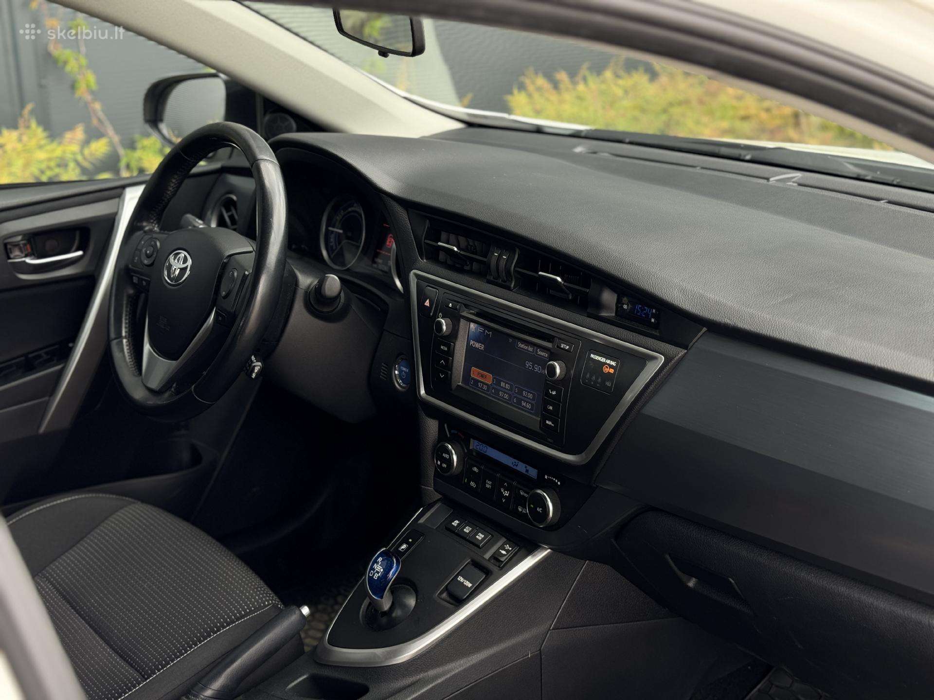 Toyota Auris, Хэтчбек
