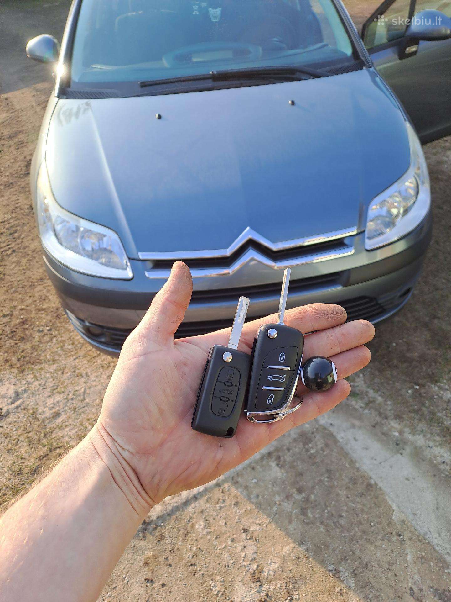 Pametėte auto raktus Gaminu ir programuoju vietoj