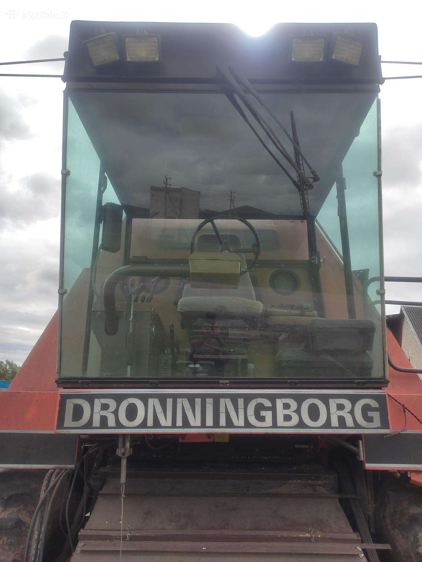 Dronningborg 7500, комбайны