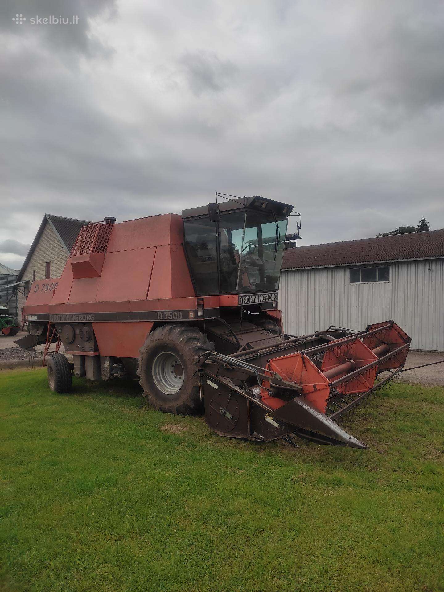 Dronningborg 7500, комбайны