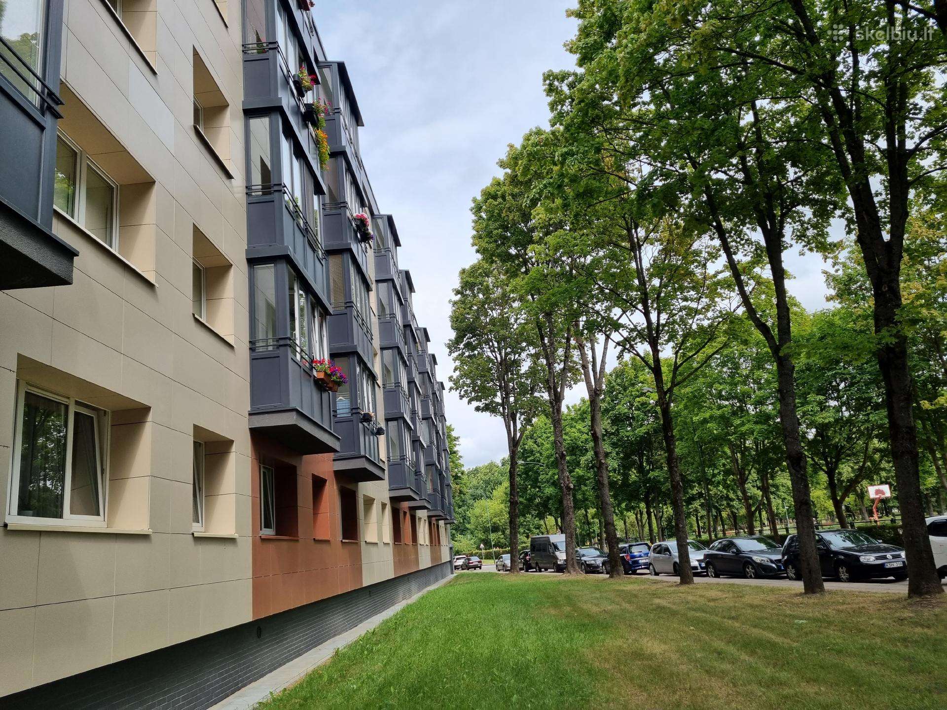 Jaukus 1,5 k. butas šalia senamiesčio su parkingu