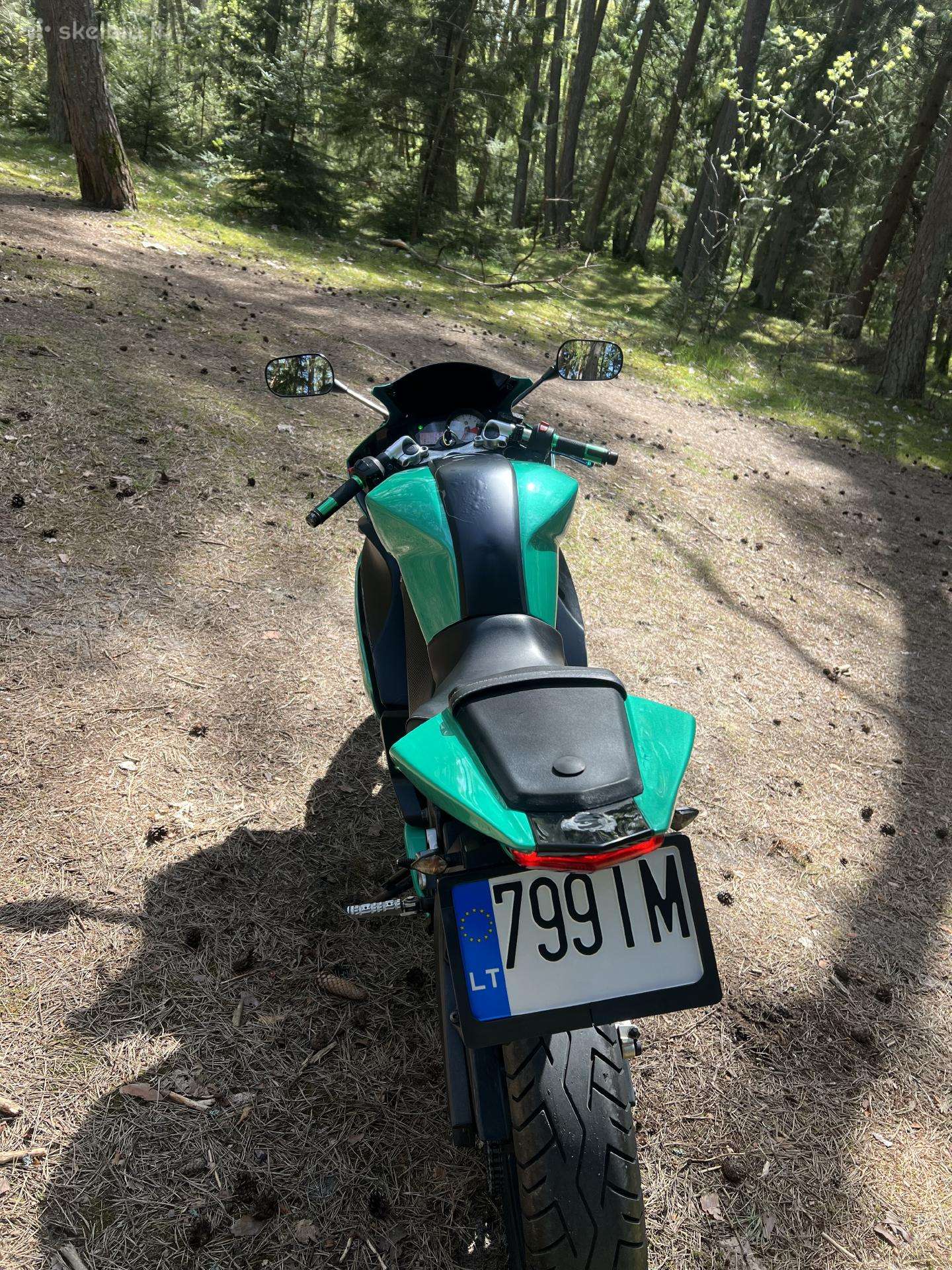 Yamaha YFZ 124cc, superbikes