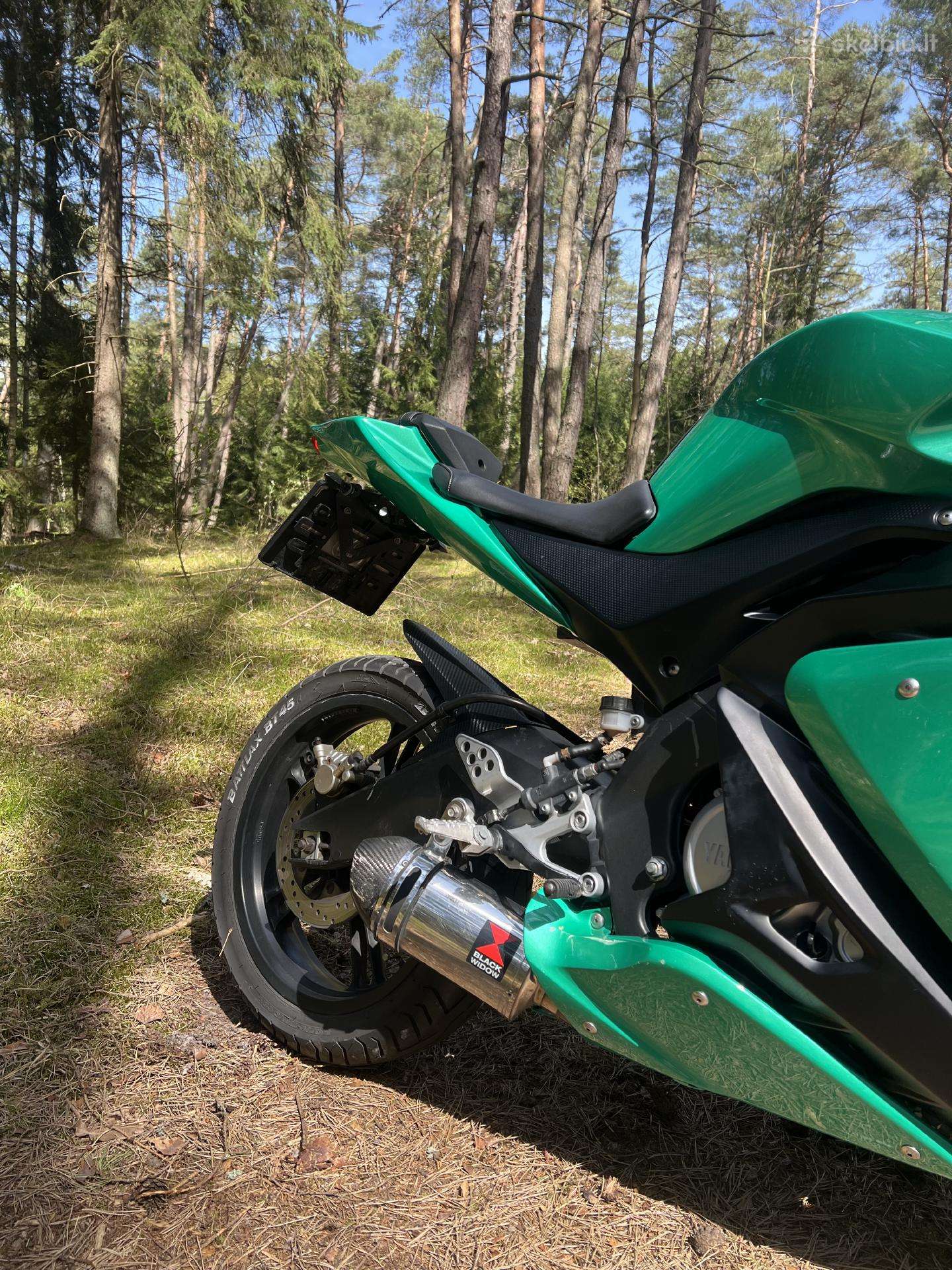 Yamaha YFZ 124cc, superbikes