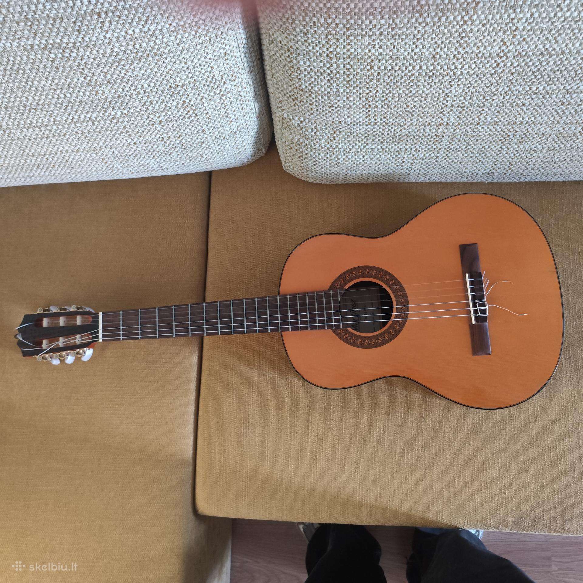 Klasikinė gitara Martinez Mcg-30s Jun su priedais
