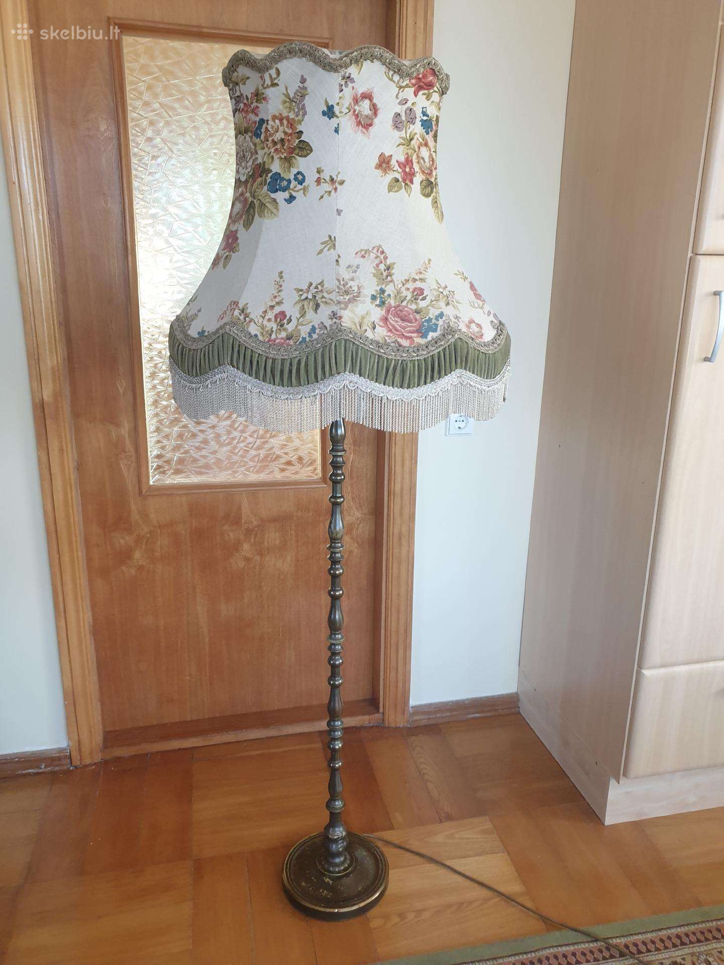 Vintažinis toršeras, lempa